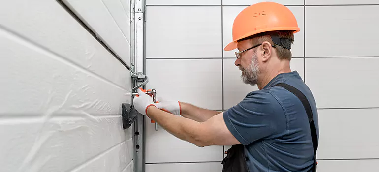Garage Door Repair in Santa Clara